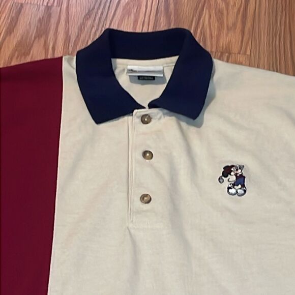 Walt Disney World Men’s Mickey Golf Polo, Golfing Mickey Mouse, Small - Picture 2 of 6